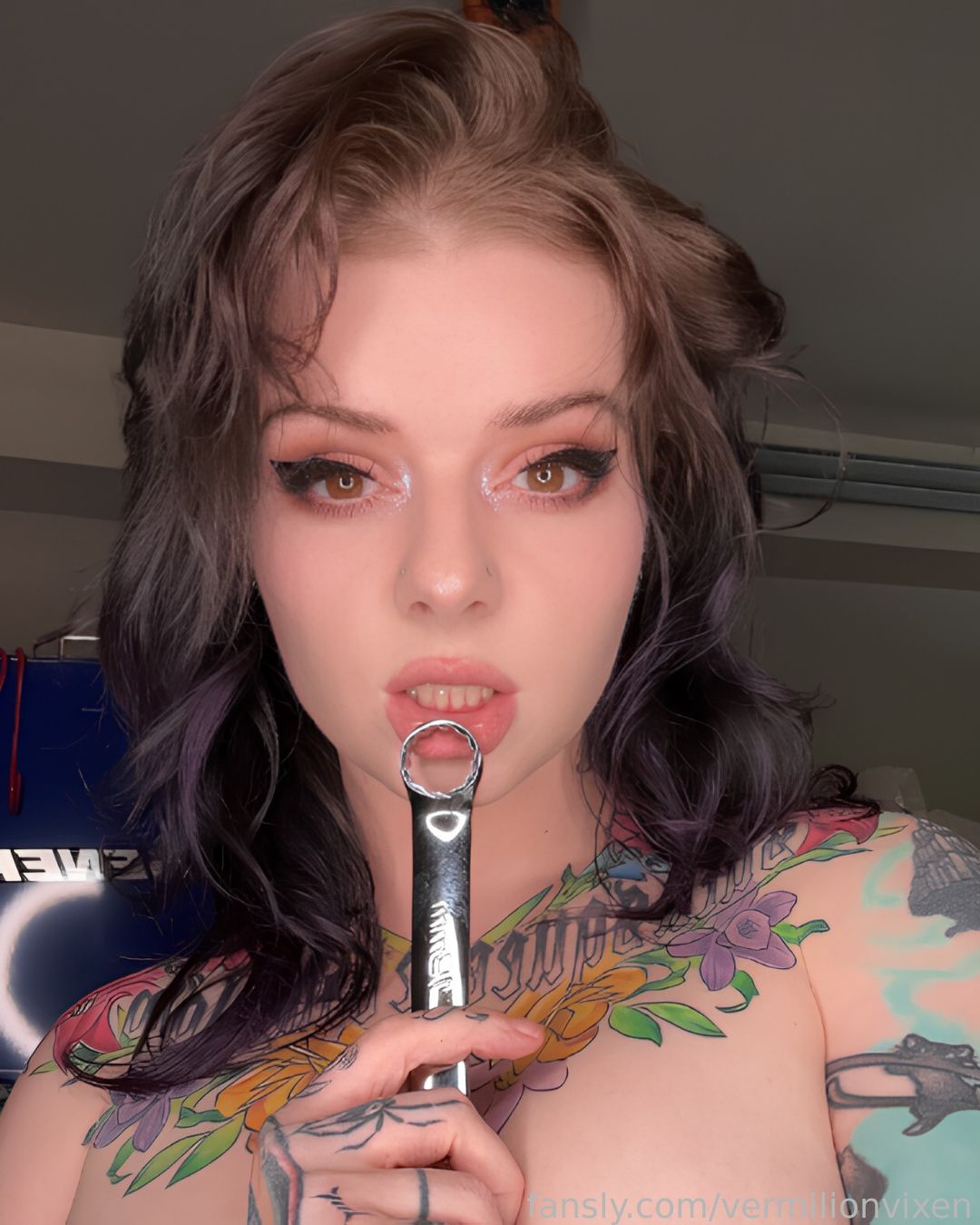 vermilionvixen — Fansly creator