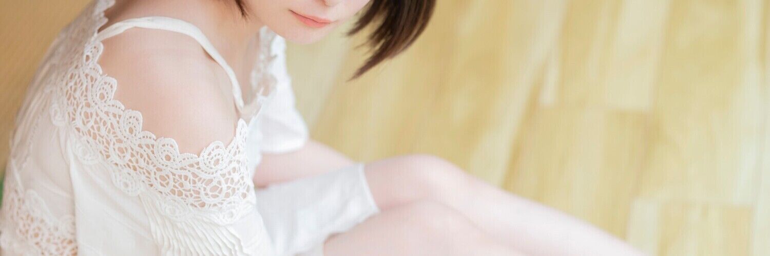 つき子。 banner