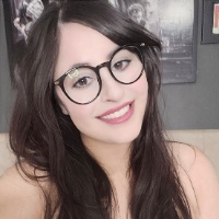 CurvyGeek — ManyVids creator