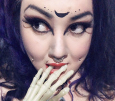 goddesschloevonluxe — ManyVids creator