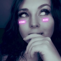 TinyNicci — ManyVids creator