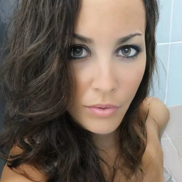 Sexycacharelle — MYM creator